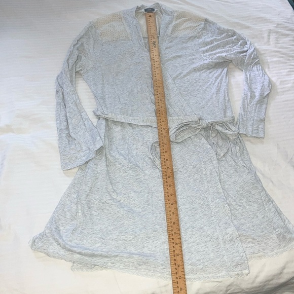 Aerie size large / XL Gray Cozy modal blend light Robe perfect for lounging - Picture 9 of 16